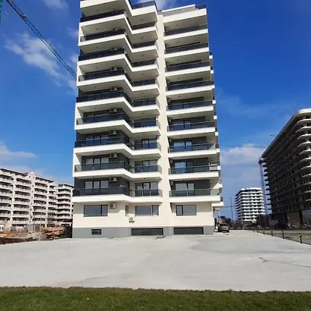 De Lux Lakeside Mamaia